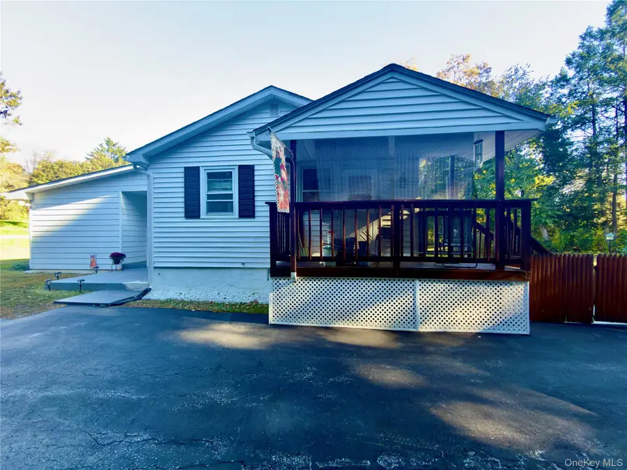 10 Siebrecht Road, Pleasant Valley, NY 12569 - #2
