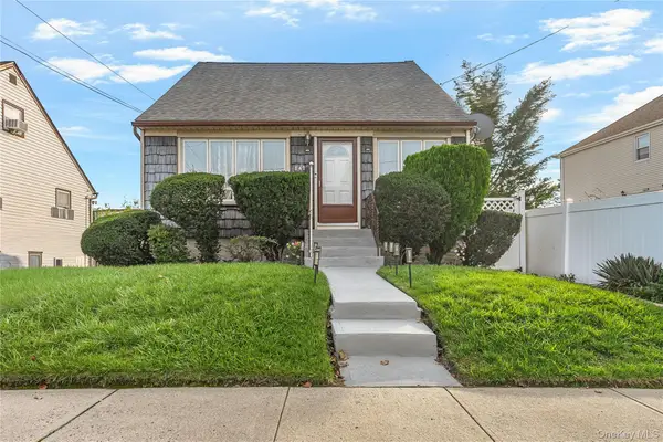 142 Washington Avenue, Valley Stream, NY 11580