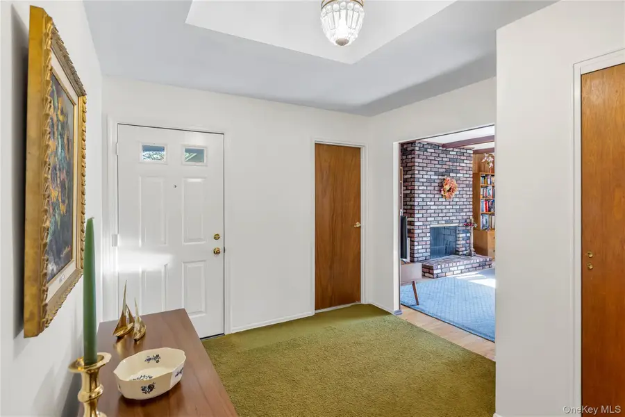 3 Gardiner Place, Huntington Station, NY 11746 - #3