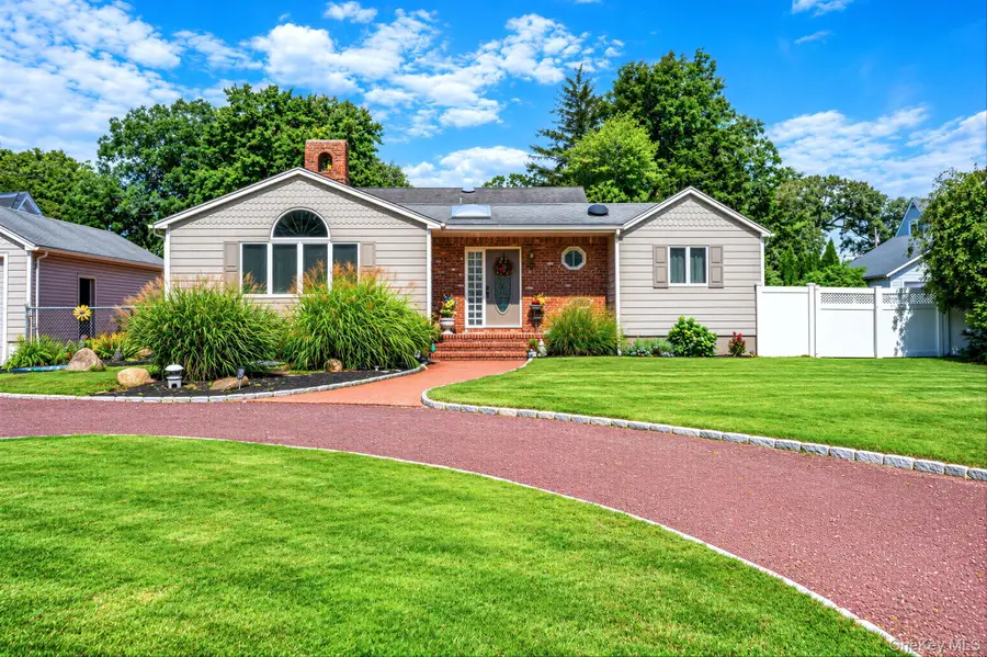 37 Florence Avenue, Smithtown, NY 11787 - #2