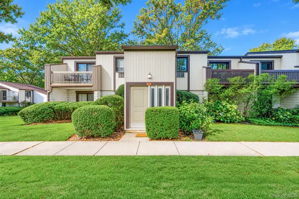 65 Richmond Boulevard #2A, Ronkonkoma, NY 11779