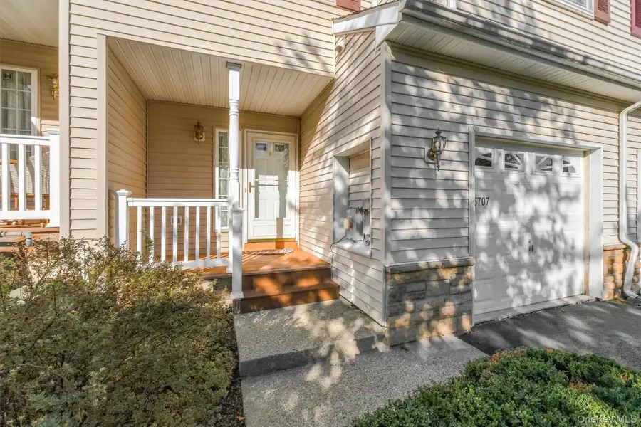 5707 Boulder Way, Wappingers Falls, NY 12590 - #2
