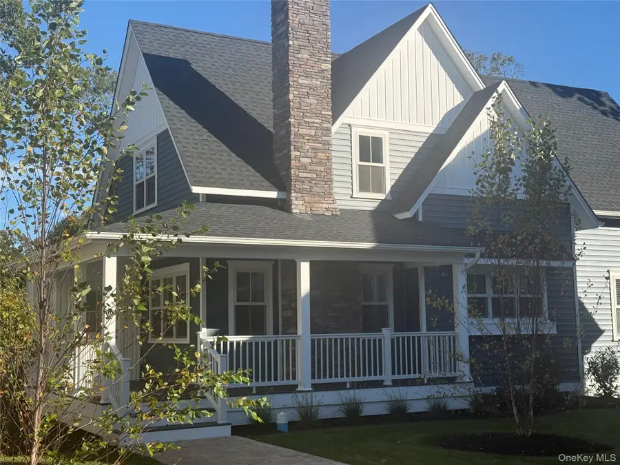 11 Willow Blu Court, East Islip, NY 11730 - #2