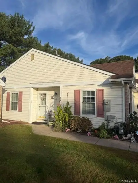 12 Pheasant Trail, Coram, NY 11727 - #1