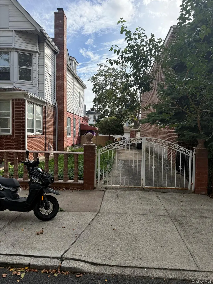 635 E 38th Street, Brooklyn, NY 11203 - #2