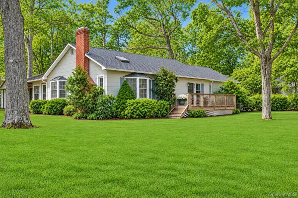 5200 Pequash Avenue, Cutchogue, NY 11935