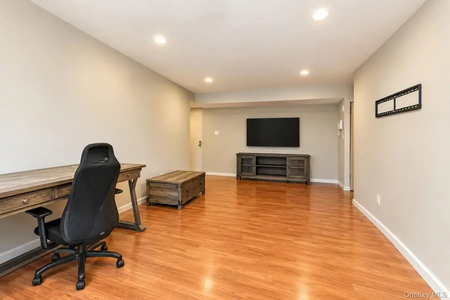 9 Gadsen Place #1B, Staten Island, NY 10314 - #2