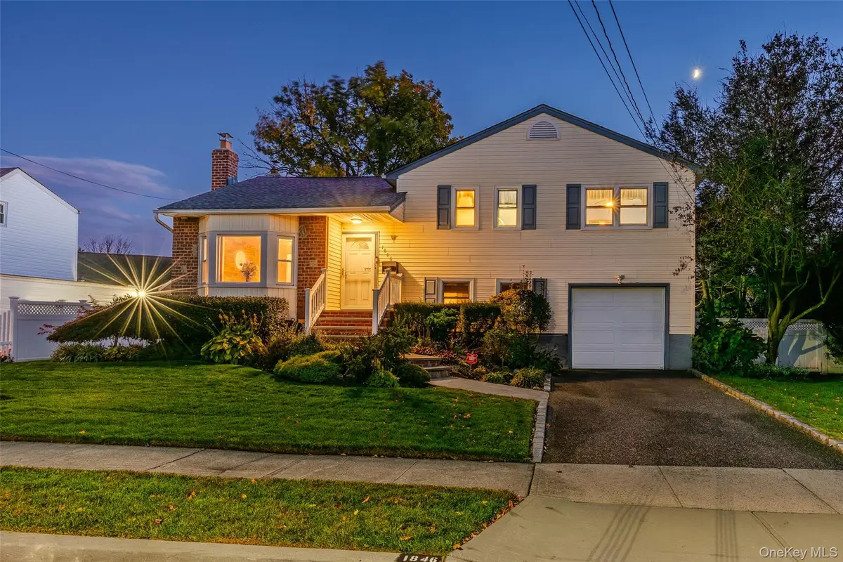 1846 Casper Avenue, East Meadow, NY 11554 - #1