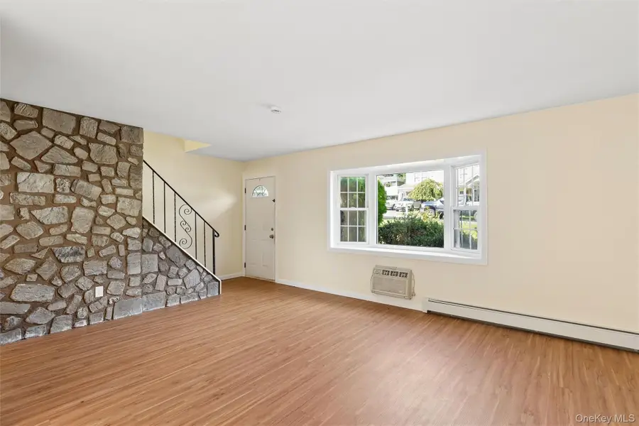 115 Rosemont Avenue, Farmingville, NY 11738 - #2