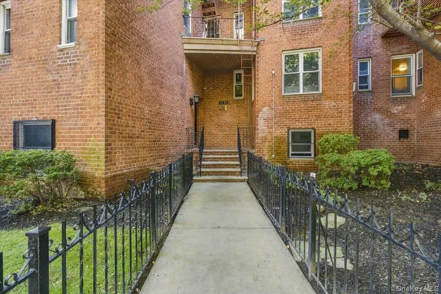 3325 81 Street #2E, Jackson Heights, NY 11372 - #2