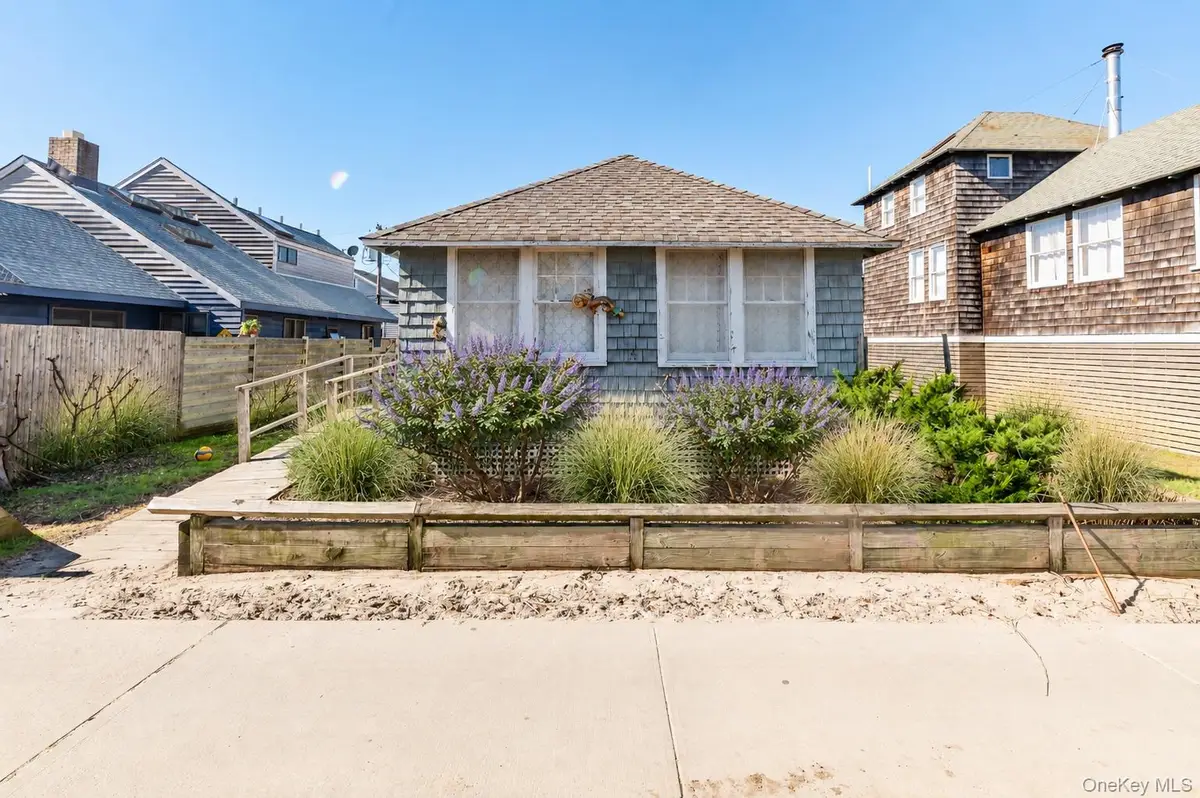 330 Dehnhoff Walk, Ocean Beach, NY 11770 - #1