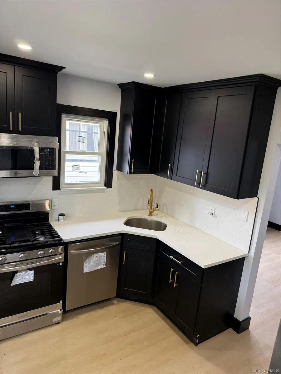 18 Frankel Avenue, Freeport, NY 11520 - #2