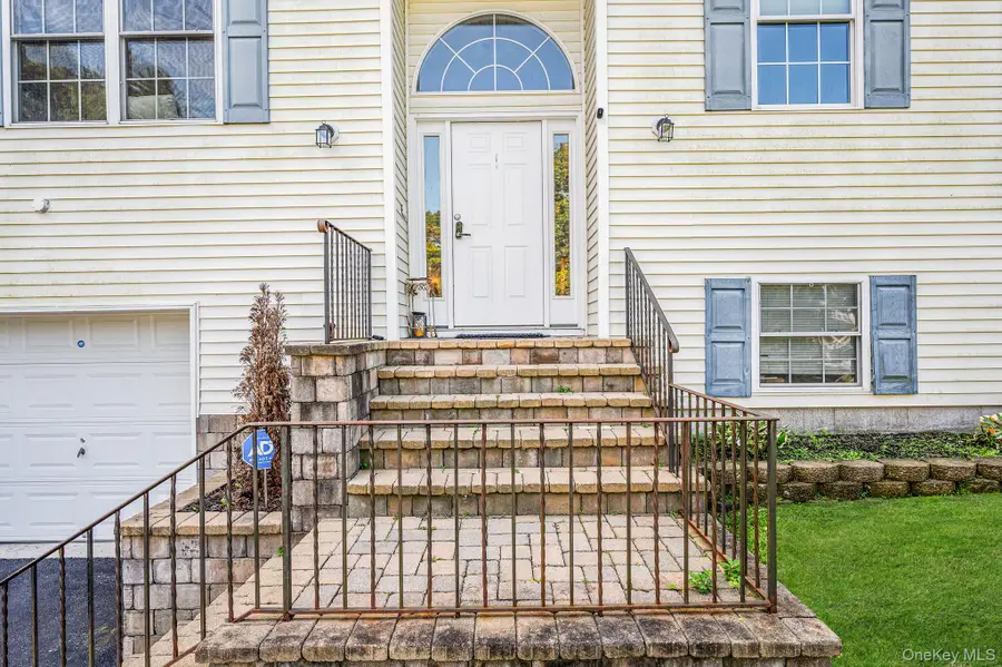 38 Monty Drive, Shirley, NY 11967 - #3