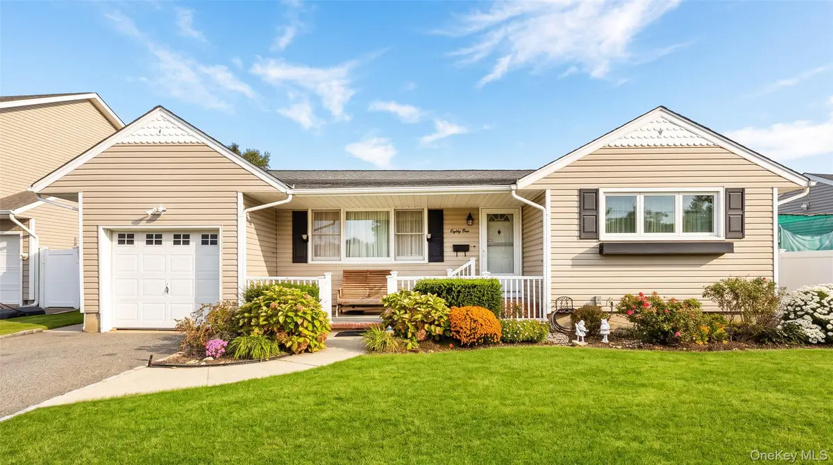 81 Berkshire Road, Bethpage, NY 11714 - #1