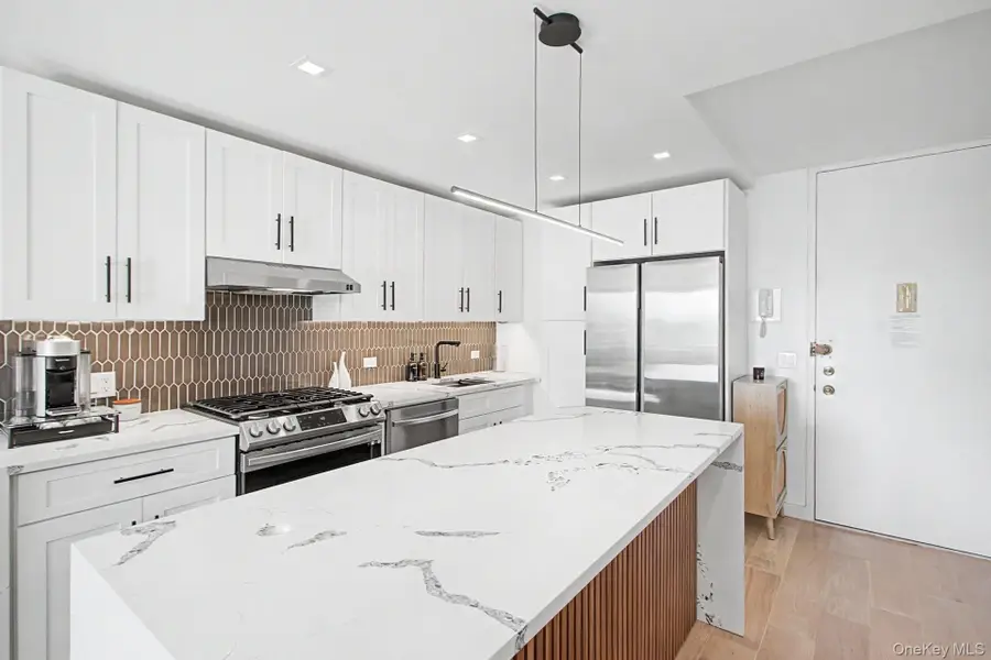 345 E 93rd Street #23F, Manhattan, NY 10128 - #3