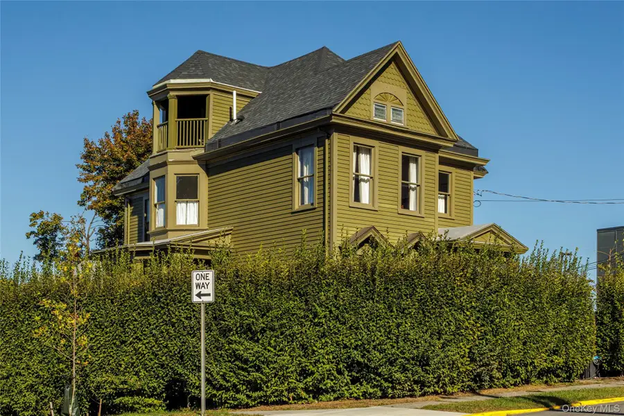 870 Columbia, Hudson, NY 12534 - #2