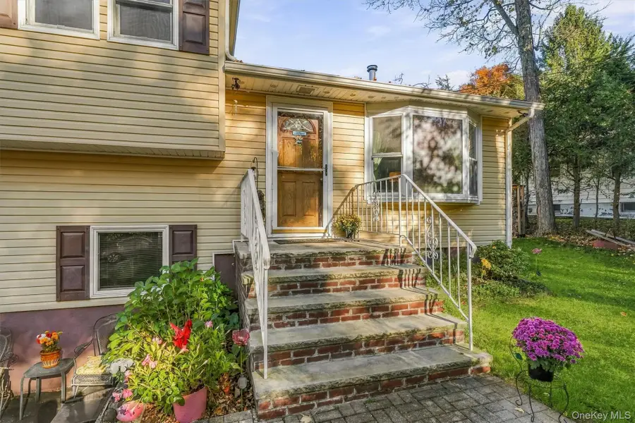 12 Barnett Road W, Monroe, NY 10950 - #3