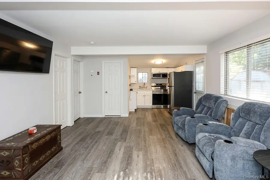 7 Hawthorne Ave, Nesconset, NY 11767 - #3