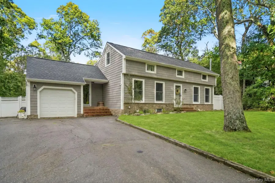 85 Shannon Boulevard, Yaphank, NY 11980 - #2