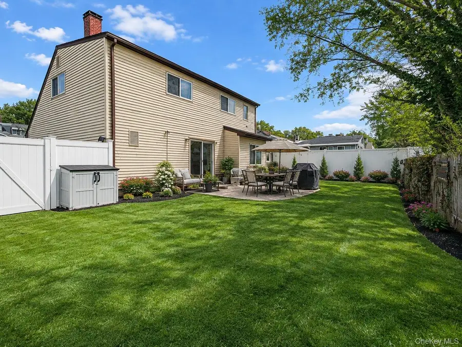 112 Rosemont Avenue, Farmingville, NY 11738 - #3