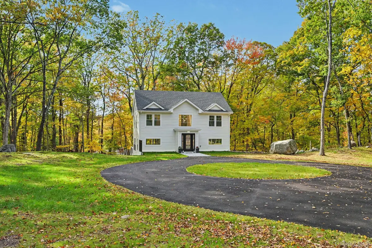 18 Laurel Road, South Salem, NY 10590 - #1