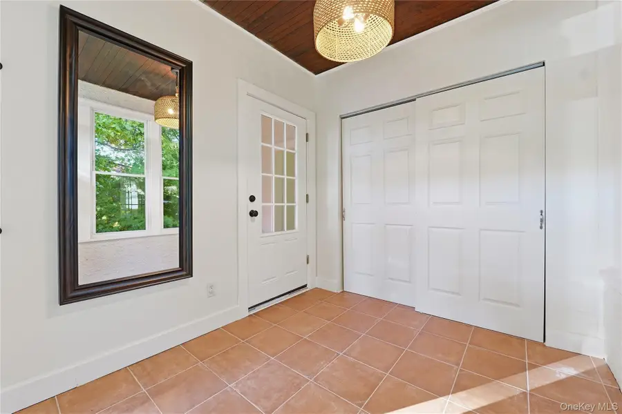 275 Maple Road, Valley Cottage, NY 10989 - #3
