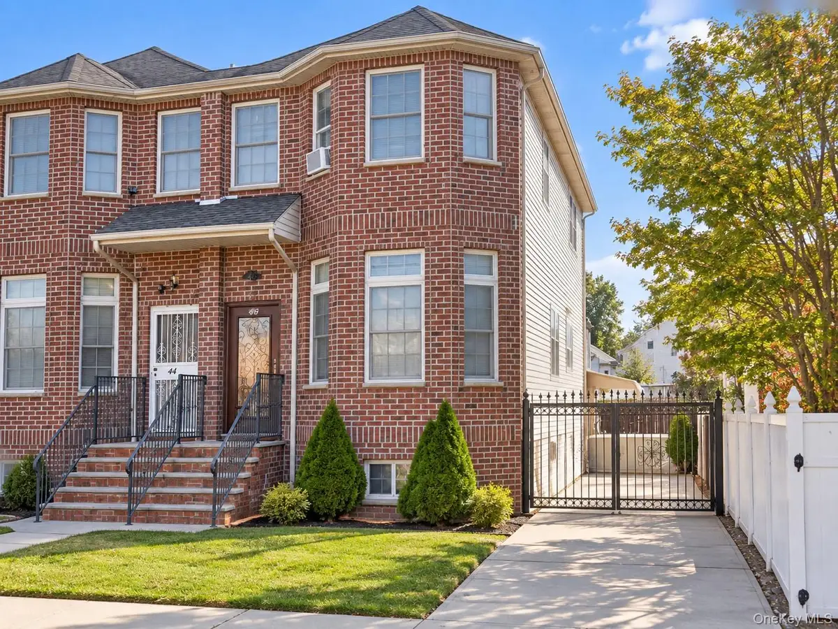 46 Mill Road, Staten Island, NY 10306 - #1