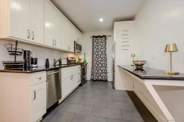 1506 Overing Street #3A, Bronx, NY 10461