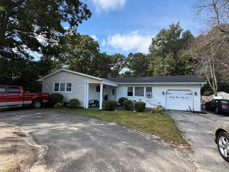2346 Ocean Avenue, Ronkonkoma, NY 11779 - #2
