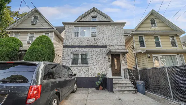 9520 127th Street, Richmond Hill, NY 11419