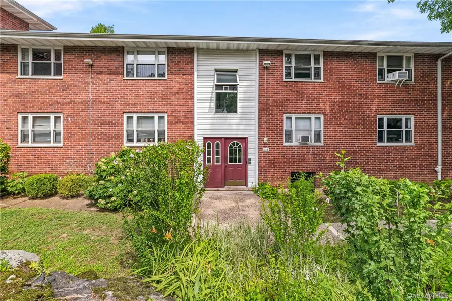 836 N Broadway #2E, Yonkers, NY 10701 - #3