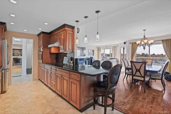 300 High Point Drive #610, Hartsdale, NY 10530