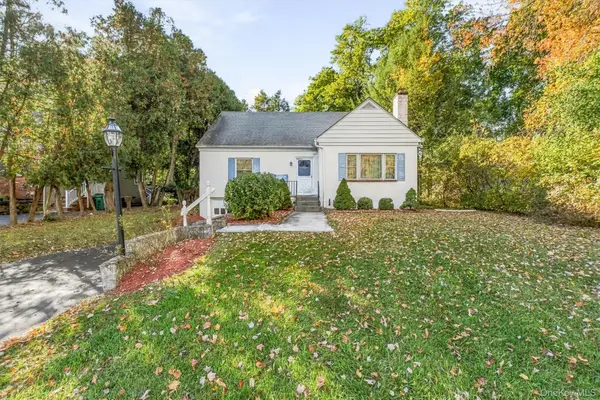 28 Center Avenue, Poughkeepsie, NY 12601
