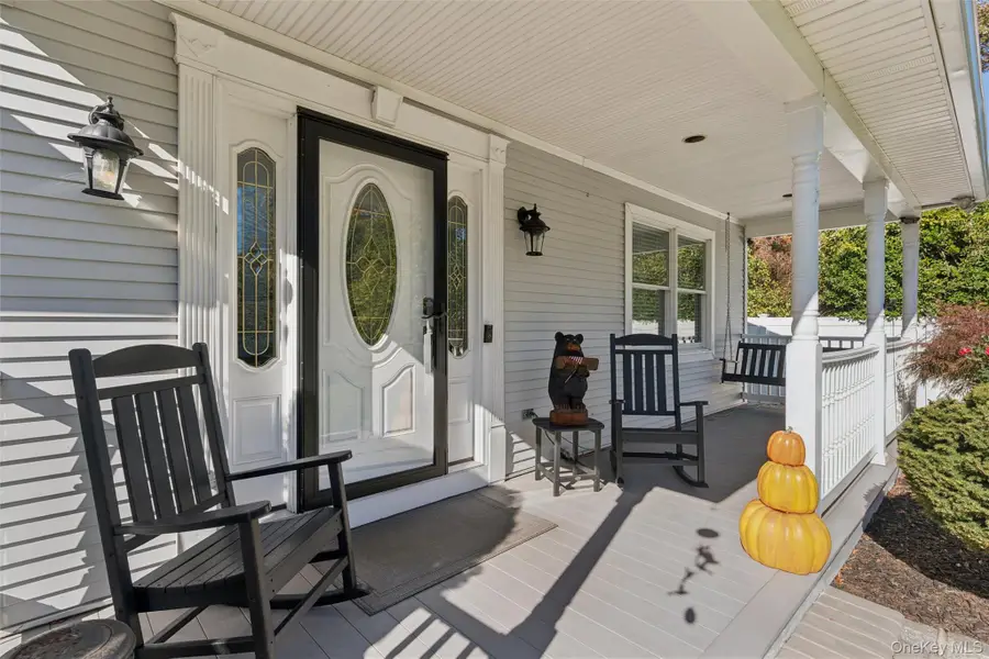 2570 Sycamore Avenue, Ronkonkoma, NY 11779 - #2