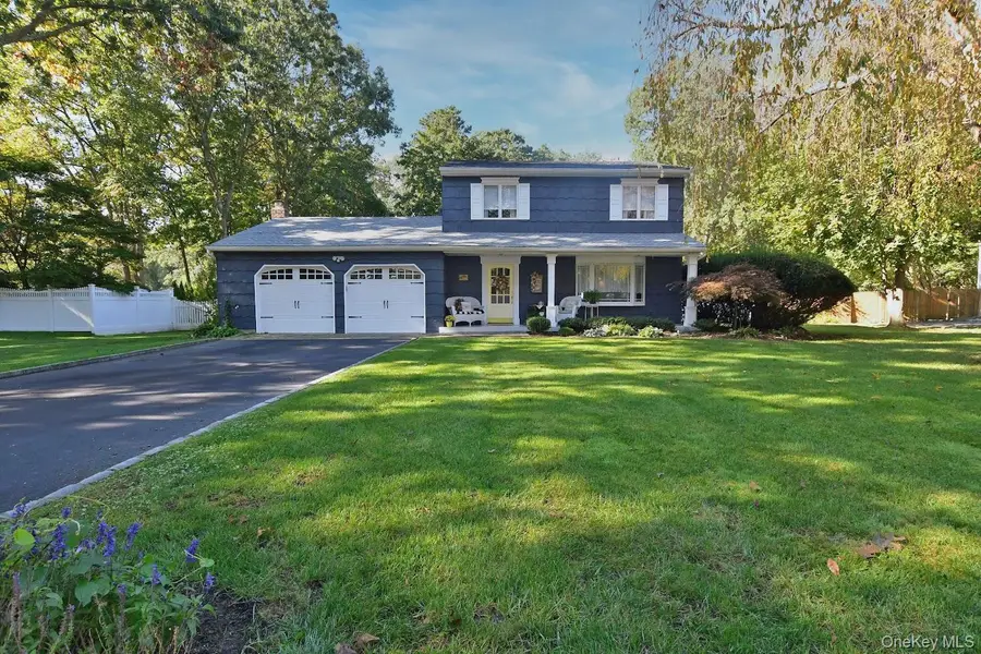10 Artist Lake Boulevard, Middle Island, NY 11953 - #2