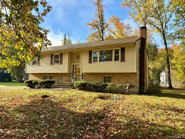 28 Wildwood Drive, Wappingers Falls, NY 12590
