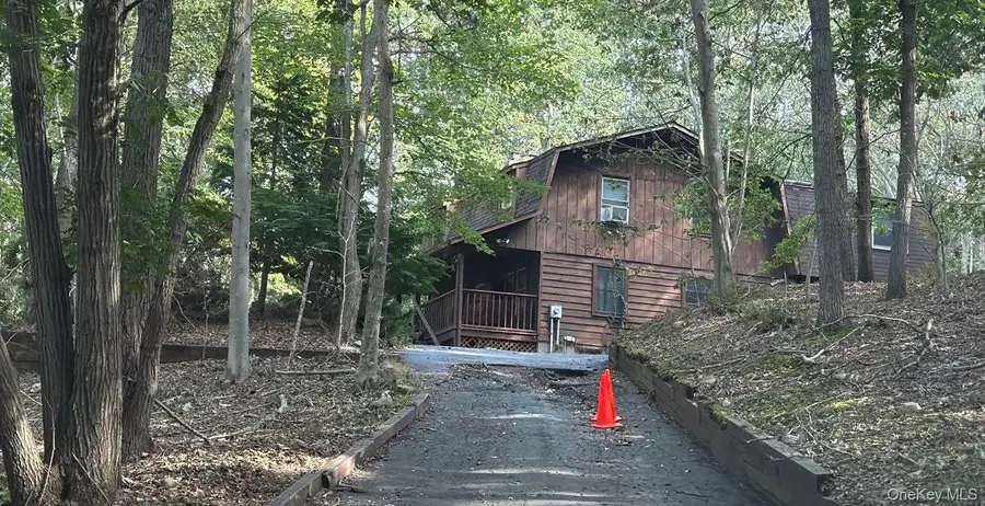 278 N Country Road, Wading River, NY 11792 - #2
