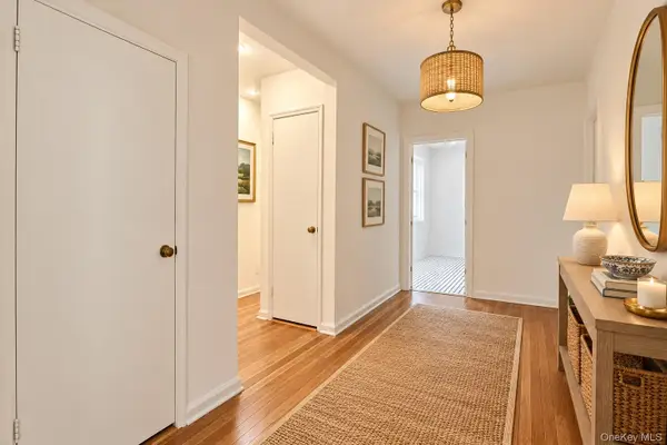 2 Louisiana Avenue #2D, Bronxville, NY 10708