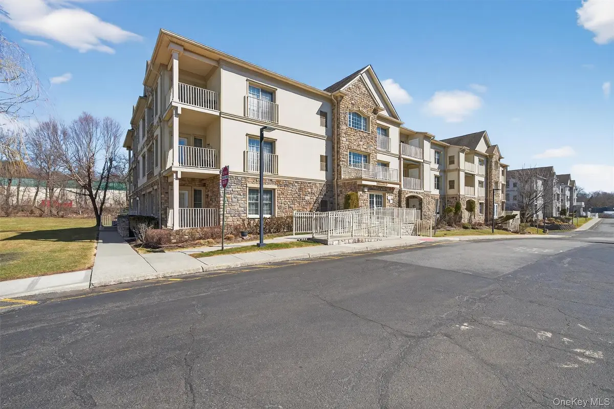 28 N De Baun Avenue #304, Airmont, NY 10901 - #1