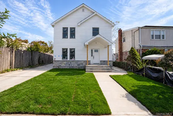 62 12th Avenue, Mineola, NY 11501