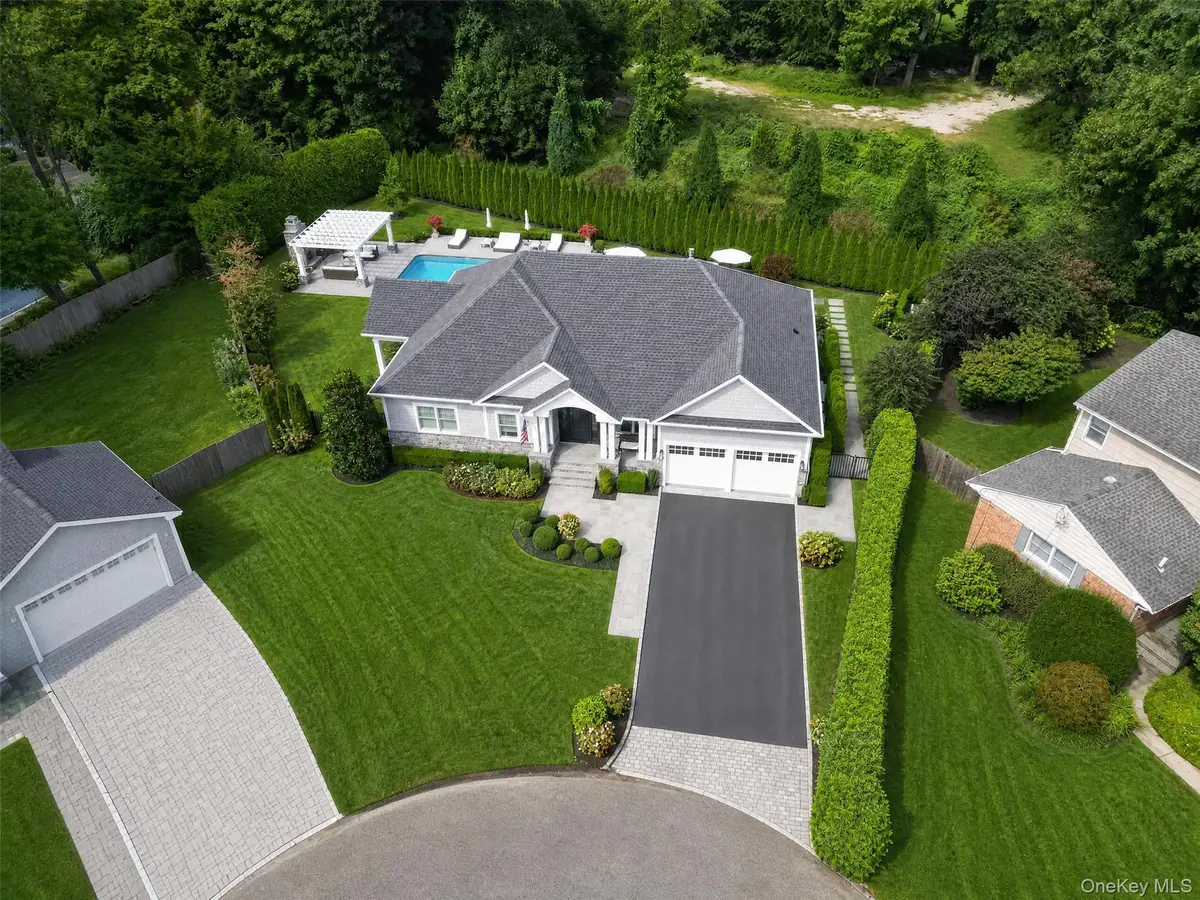 14 The Spur, Locust Valley, NY 11560 - #1