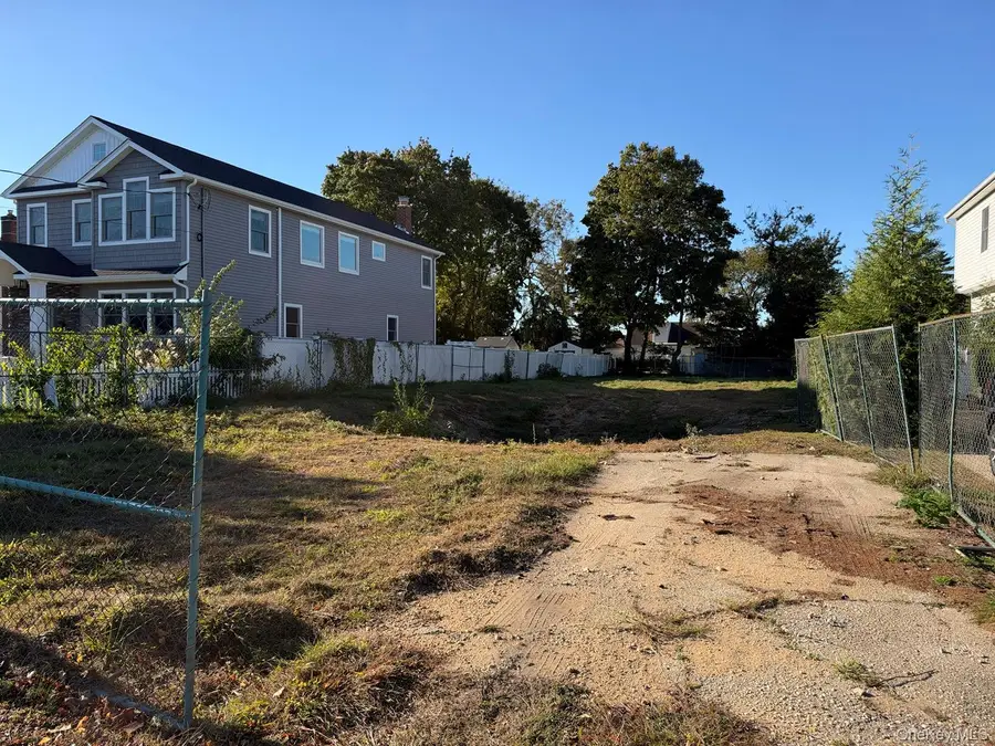 91 Evergreen Avenue, Bethpage, NY 11714 - #2