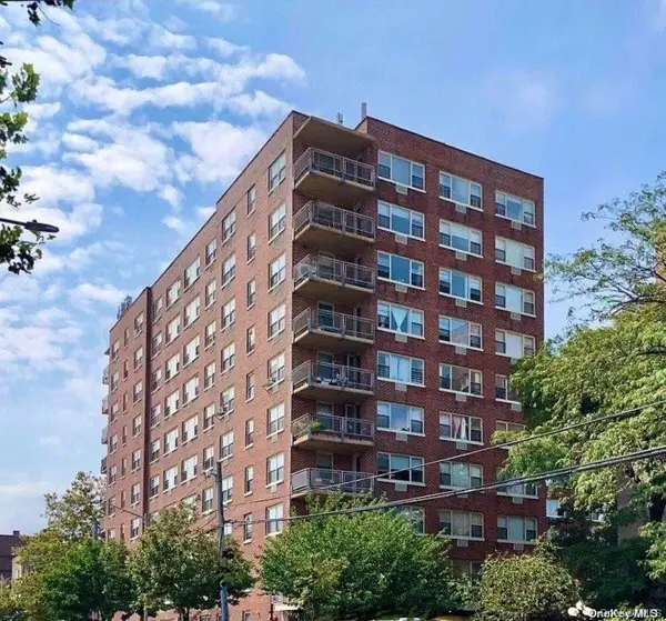 81-11 45 Ave #6D, Elmhurst, NY 11373