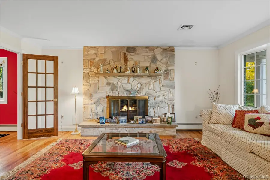 7 Almond Court, New City, NY 10956 - #2