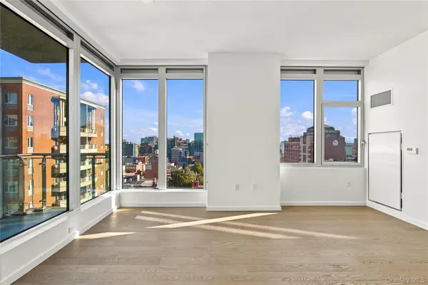 13327 39th Avenue #12G, Flushing, NY 11354
