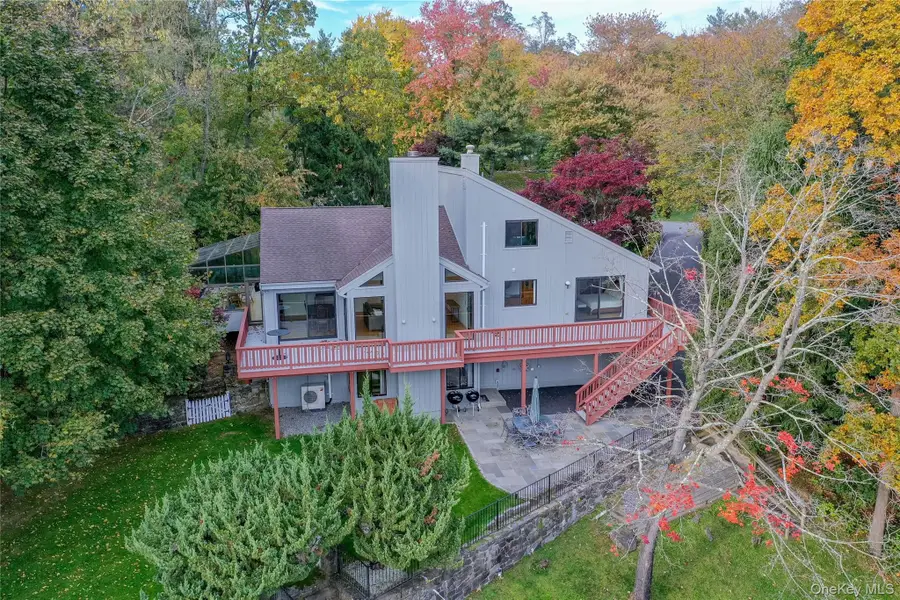 8 Heritage Drive, Pleasantville, NY 10570 - #3