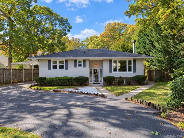 1065 Park Avenue, Huntington, NY 11743
