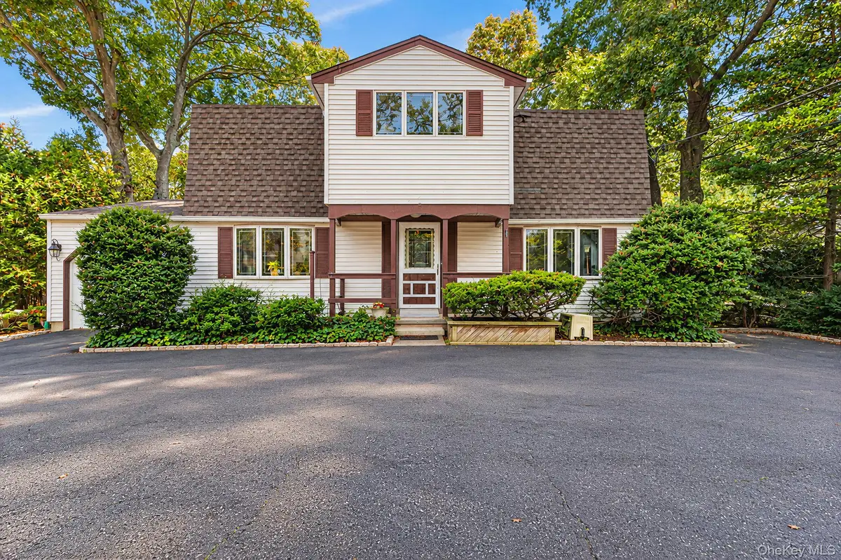 563 Johnson Avenue, Ronkonkoma, NY 11779 - #1