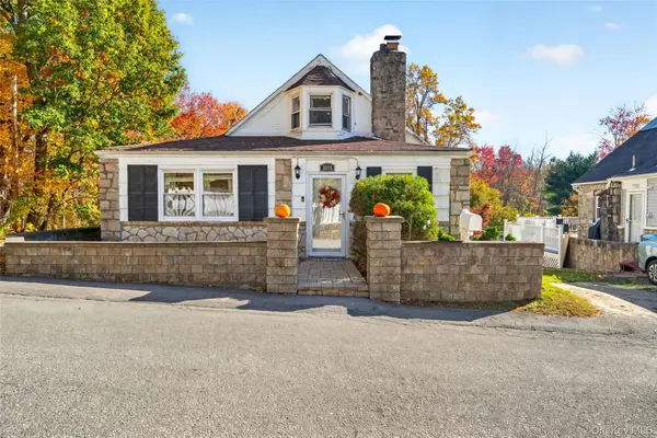 3384 Midget Lane, Mohegan Lake, NY 10547
