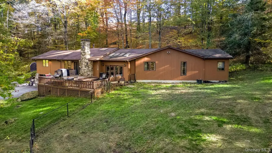 38 Chapel Ct Court, Pine Bush, NY 12566 - #3